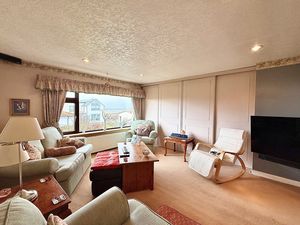 Photo 25- click for photo gallery